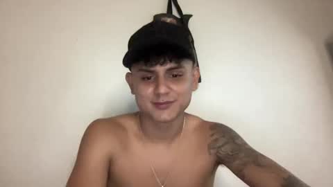 Snapshot of bob_pettersonn chatting on March 10, 2025, 4:17 am Bob  INDEPENDENT MODEL online show from March 10, 2025, 4:17 am