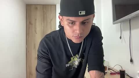 Snapshot of bob_pettersonn chatting on October 11, 2025, 3:06 am Bob  INDEPENDENT MODEL online show from October 11, 2025, 3:06 am