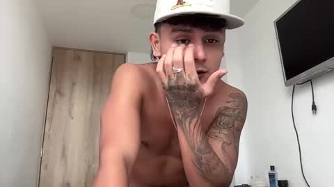 Bob  INDEPENDENT MODEL online show from February 17, 2026, 6:25 pm