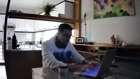 Bobber online show from November 15, 2025, 3:52 pm