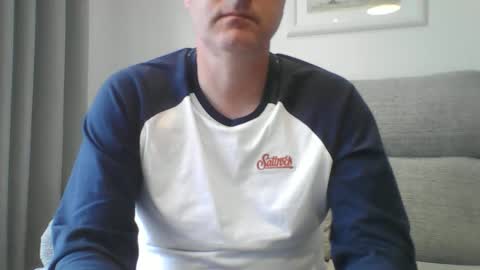 bobby_113 online show from March 24, 2026, 11:48 am