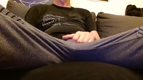 Bobby online show from February 8, 2026, 7:12 am