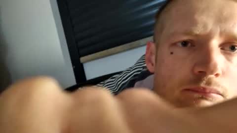 bobbywasyl1991 online show from March 15, 2026, 12:33 pm