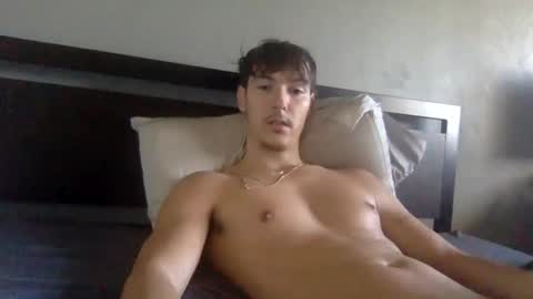 Snapshot of bobo221614 chatting on January 4, 2025, 1:21 pm bobo221614 online show from January 4, 2025, 1:21 pm