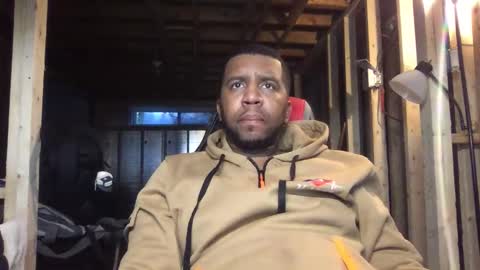 Snapshot of bogarcon234 chatting on October 17, 2025, 8:00 pm Bogarcon234 online show from October 17, 2025, 8:00 pm