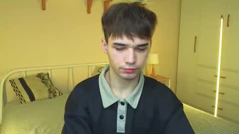 Snapshot of boicute chatting on February 8, 2026, 3:21 am ALEXPVT IS OPEN online show from February 8, 2026, 3:21 am