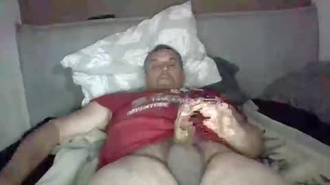 Snapshot of boidady chatting on October 2, 2025, 1:51 pm emilio online show from October 2, 2025, 1:51 pm