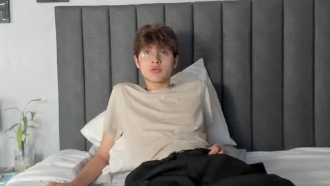 Boleyn online show from February 28, 2025, 12:42 pm