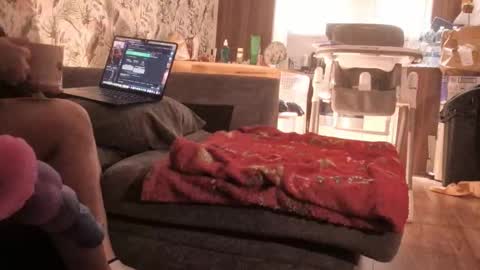 DeeDeeAndDexter online show from February 6, 2026, 6:51 am