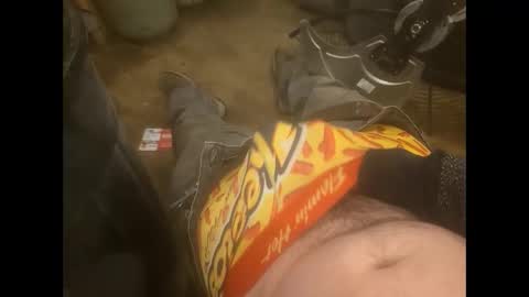 bombinshaman online show from November 25, 2025, 4:51 pm