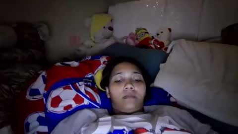 Melanie online show from November 10, 2025, 11:37 pm