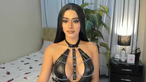 Snapshot of bombshelllaurax chatting on March 3, 2025, 7:21 am bombshelllaurax online show from March 3, 2025, 7:21 am