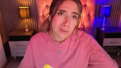 bonnali_lune online show from February 22, 2026, 8:35 am