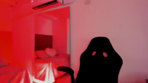 Bonnie  online show from March 29, 2026, 11:21 am