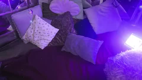 Bonnie and Clyde online show from November 8, 2025, 11:36 pm