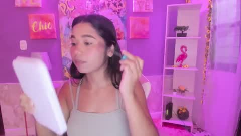 Snapshot of bonnie_benet chatting on December 13, 2024, 11:13 am Bonnie online show from December 13, 2024, 11:13 am