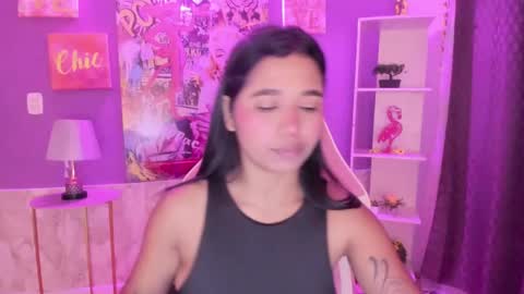 Snapshot of bonnie_benet chatting on December 20, 2024, 11:21 am Bonnie online show from December 20, 2024, 11:21 am