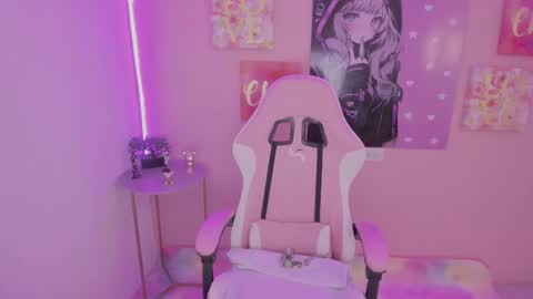 Snapshot of bonnie_benet chatting on January 22, 2025, 12:27 pm Bonnie online show from January 22, 2025, 12:27 pm