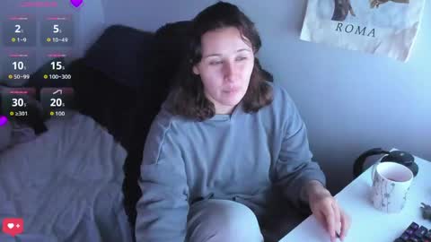 Snapshot of bonnie_moon_ chatting on April 27, 2026, 7:01 pm Bonnie Help me reach 500 likes online show from April 27, 2026, 7:01 pm
