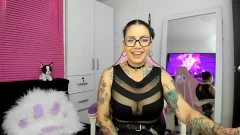 Snapshot of bonnie_ray40 chatting on May 19, 2026, 6:47 pm bonnie online show from May 19, 2026, 6:47 pm