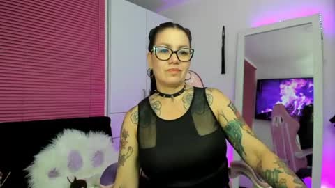 Snapshot of bonnie_ray40 chatting on July 11, 2026, 3:53 am bonnie online show from July 11, 2026, 3:53 am