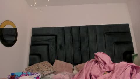   online show from April 9, 2026, 11:54 pm