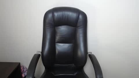 Snapshot of bonniexxx_ chatting on February 13, 2026, 10:11 am Bonnie online show from February 13, 2026, 10:11 am