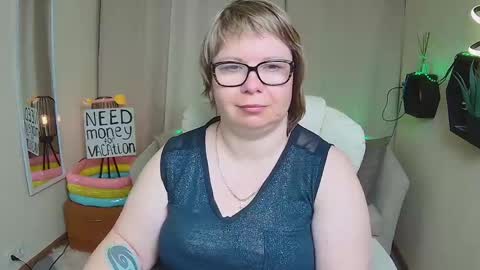 Snapshot of bonnnyboobsy chatting on May 22, 2026, 6:57 pm bonnnyboobsy online show from May 22, 2026, 6:57 pm
