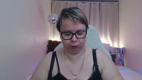 Snapshot of bonnnyboobsy chatting on May 27, 2026, 1:57 am bonnnyboobsy online show from May 27, 2026, 1:57 am