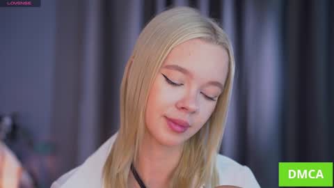 Alina online show from October 25, 2025, 7:38 am