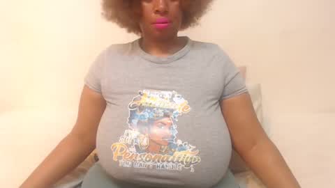 boobyqueen online show from February 26, 2025, 6:43 pm