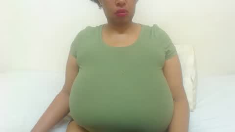 boobyqueen online show from April 2, 2026, 10:35 am