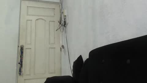 TYRA online show from February 4, 2025, 1:23 am