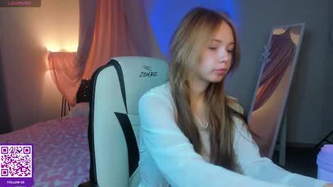 Snapshot of booozekirs_ chatting on September 22, 2025, 2:13 am Milena online show from September 22, 2025, 2:13 am