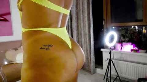 bootyliciousbunny online show from March 10, 2026, 12:04 am