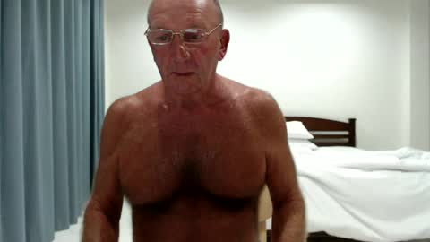 Snapshot of boppy21 chatting on February 13, 2025, 10:00 pm Boppy21 online show from February 13, 2025, 10:00 pm