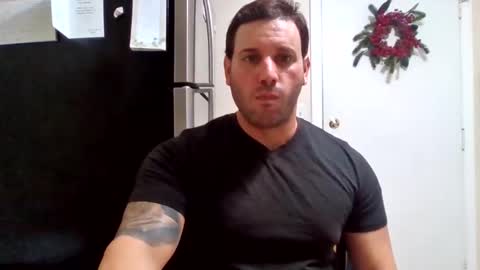 Snapshot of bosslife505050 chatting on December 29, 2024, 10:01 am The Italian Boss online show from December 29, 2024, 10:01 am