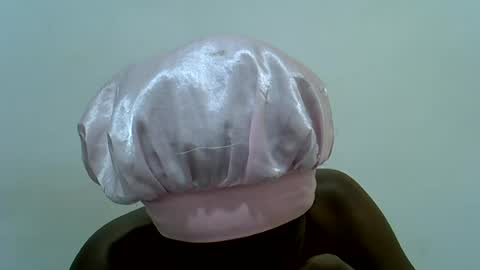 bouncy_vee online show from June 21, 2026, 11:46 am
