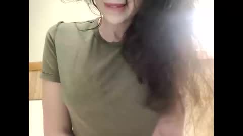 Bouncy Queen Majesty online show from October 28, 2025, 5:26 pm