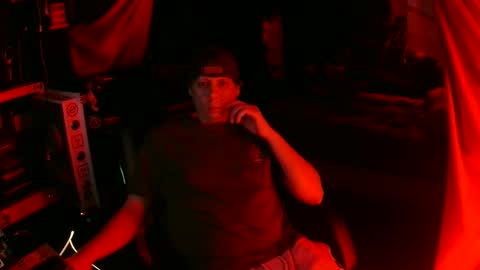 Snapshot of bowerboi1217 chatting on February 7, 2026, 3:54 am Bowerboi1217 online show from February 7, 2026, 3:54 am