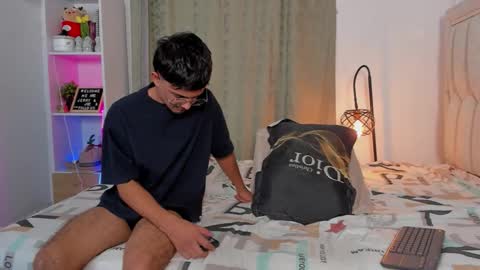 boy_jerry online show from February 2, 2026, 8:13 am