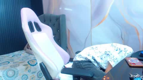 Snapshot of boy_tatto77 chatting on May 7, 2026, 12:10 pm boy_tatto77 online show from May 7, 2026, 12:10 pm