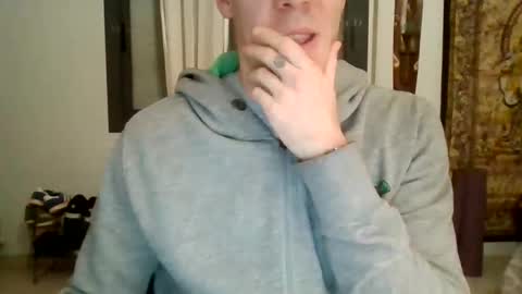 Snapshot of boybcn94 chatting on January 17, 2026, 6:11 pm boybcn94 online show from January 17, 2026, 6:11 pm