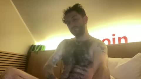 boyfriend_shrapnel online show from October 9, 2025, 11:47 pm