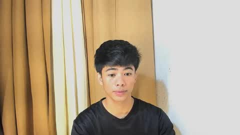 Snapshot of boynextdoor4ux chatting on July 4, 2026, 9:21 pm HI IM JAMES DONT FORGET GIVE ME THUMBS UP AND JOIN TO MY FANCLUB online show from July 4, 2026, 9:21 pm