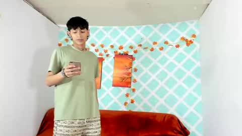 boys4hot_777 online show from February 9, 2025, 7:09 pm