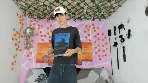 boys4hot_777 online show from February 28, 2025, 1:37 am