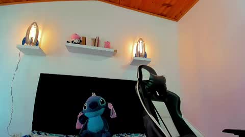 Snapshot of boyshy_ chatting on February 13, 2025, 2:31 pm Santiago online show from February 13, 2025, 2:31 pm