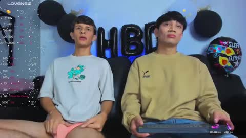 Snapshot of boysweet_boys chatting on February 15, 2025, 9:59 pm Paul and Max online show from February 15, 2025, 9:59 pm