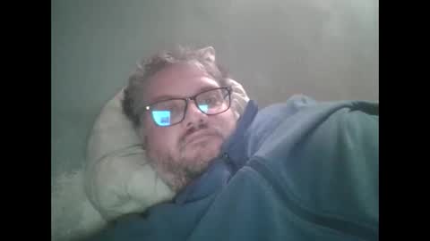 Snapshot of bozo81 chatting on December 9, 2024, 5:07 am bozo81 online show from December 9, 2024, 5:07 am